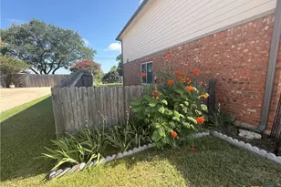 907 Tank St, Copperas Cove, TX 76522 - Photo 3