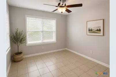 511 Milam Street, Luling, TX 78648 - Photo 5