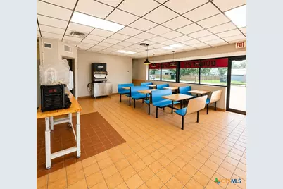 122 E 5th Street, Shiner, TX 77984 - Photo 11