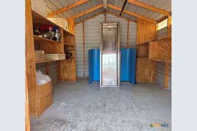 122 E 5th Street, Shiner, TX 77984 - Photo 29