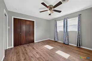 2210 N East St, Belton, TX 76513 - Photo 21