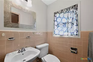 2210 N East St, Belton, TX 76513 - Photo 15