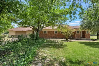 204 Christopher Drive, Eddy, TX 76524 - Photo 5