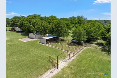 204 Christopher Drive, Eddy, TX 76524 - Photo 41