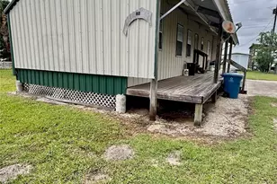 78 Carrie St, Port O'Connor, TX 77982 - Photo 15