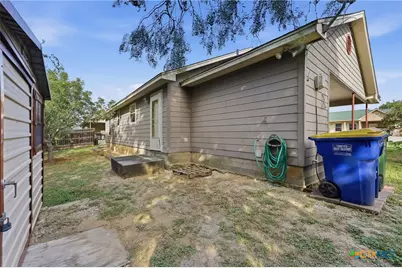 529 Guerra Lane, Gonzales, TX 78629 - Photo 29
