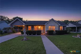 529 Guerra Ln, Gonzales, TX 78629 - Photo 1