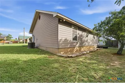 529 Guerra Lane, Gonzales, TX 78629 - Photo 27