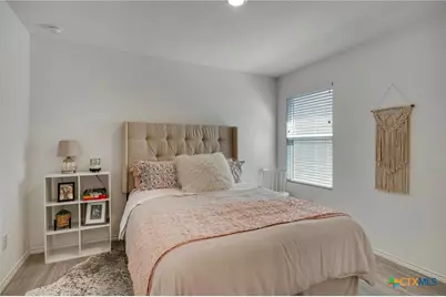 2907 Whinchat, New Braunfels, TX 78130 - Photo 5