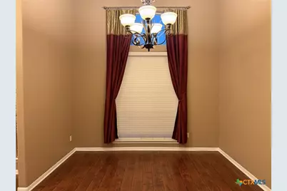 621 S Roy Reynolds Drive, Harker Heights, TX 76548 - Photo 5