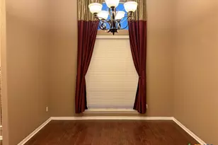 621 S Roy Reynolds Dr, Harker Heights, TX 76548 - Photo 5