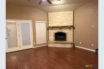 621 S Roy Reynolds Drive, Harker Heights, TX 76548 - Photo 7