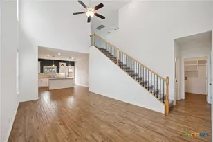2013 Flametree Ave, New Braunfels, TX 78132 - Photo 5