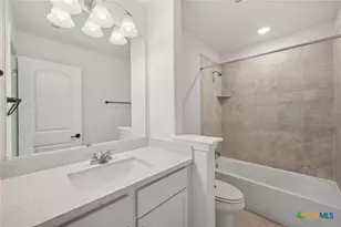 2013 Flametree Ave, New Braunfels, TX 78132 - Photo 19