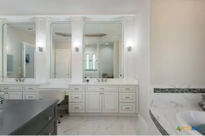 2326 Cascada Parkway, Spring Branch, TX 78070 - Photo 31