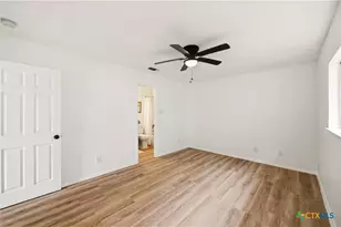 7702 Pipers Swan St, San Antonio, TX 78251 - Photo 19