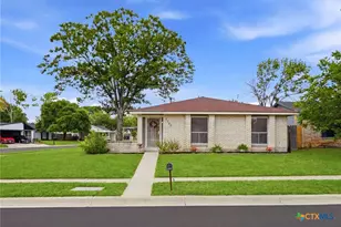 7702 Pipers Swan St, San Antonio, TX 78251 - Photo 3