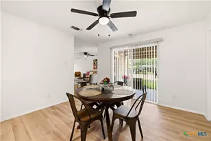 7702 Pipers Swan St, San Antonio, TX 78251 - Photo 11