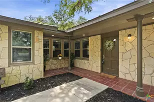 739 Encino Dr, New Braunfels, TX 78130 - Photo 5