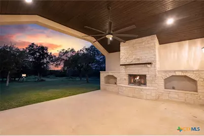 2573 Beaver Lane, New Braunfels, TX 78132 - Photo 5