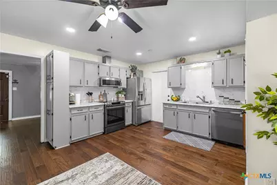 3303 Flamingo Drive, Victoria, TX 77901 - Photo 3