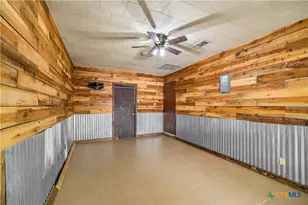3303 Flamingo Dr, Victoria, TX 77901 - Photo 15