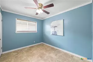 3303 Flamingo Dr, Victoria, TX 77901 - Photo 11