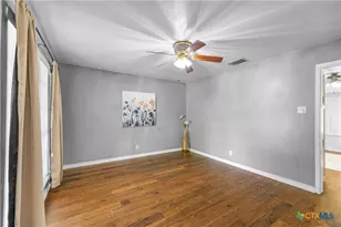 3303 Flamingo Dr, Victoria, TX 77901 - Photo 9