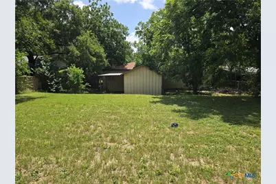 1410 N Beal Street, Belton, TX 76513 - Photo 13