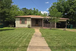1410 N Beal St, Belton, TX 76513 - Photo 1