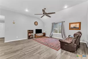7 Market Loop, Belton, TX 76513 - Photo 9