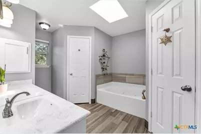 7 Market Loop, Belton, TX 76513 - Photo 13