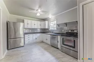 1020 N 15th St, Temple, TX 76501 - Photo 13