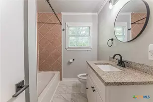 1020 N 15th St, Temple, TX 76501 - Photo 25