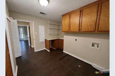 308 Kingwood Forest, Victoria, TX 77904 - Photo 15