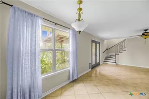 105 Tropical Dr, Victoria, TX 77904 - Photo 13
