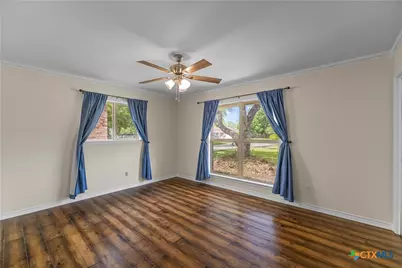 105 Tropical Drive, Victoria, TX 77904 - Photo 17