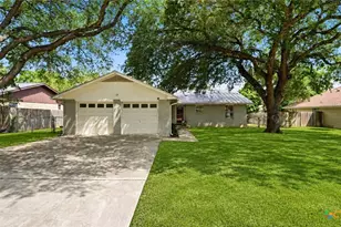 938 Lazy Trail, New Braunfels, TX 78130 - Photo 1