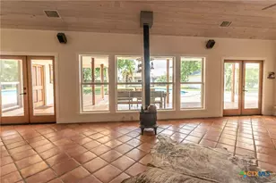 1690 Waterway Ln, New Braunfels, TX 78130 - Photo 9
