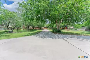 1690 Waterway Ln, New Braunfels, TX 78130 - Photo 33