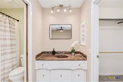 106 Hickory Knoll Street, Victoria, TX 77901 - Photo 17