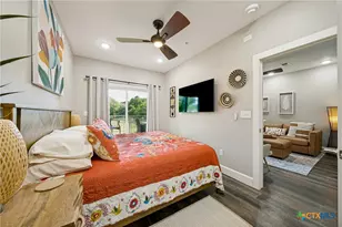 1228 Ervendberg Ave, New Braunfels, TX 78130 - Photo 13