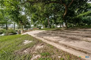 1228 Ervendberg Ave, New Braunfels, TX 78130 - Photo 23