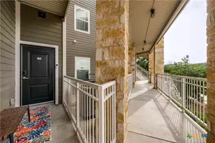 1228 Ervendberg Ave, New Braunfels, TX 78130 - Photo 3