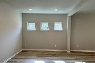 10211 Six Shooter Ln, Temple, TX 76502 - Photo 5
