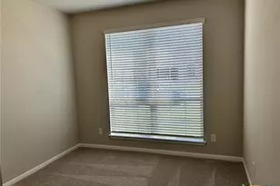 10211 Six Shooter Ln, Temple, TX 76502 - Photo 17