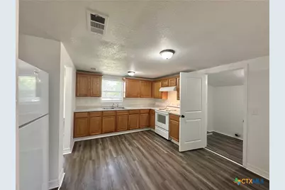 907 Southside Drive, Killeen, TX 76541 - Photo 11