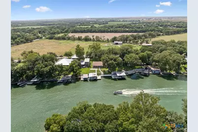 611 Lake Placid Drive, Seguin, TX 78155 - Photo 5