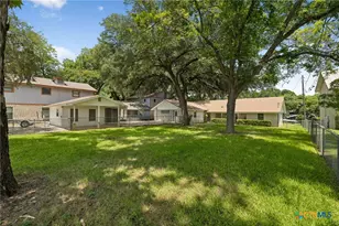 611 Lake Placid Dr, Seguin, TX 78155 - Photo 7