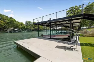 611 Lake Placid Dr, Seguin, TX 78155 - Photo 3